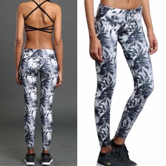 Noli Pants - Noli Yoga Palm Tree Print Leggings Medium